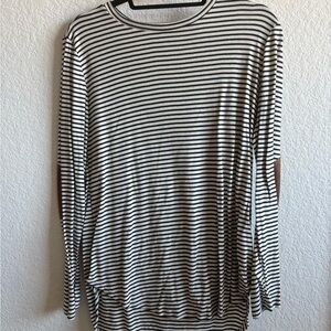 Carly Jean Los Angeles Striped Long Sleeve Top - Navy and White